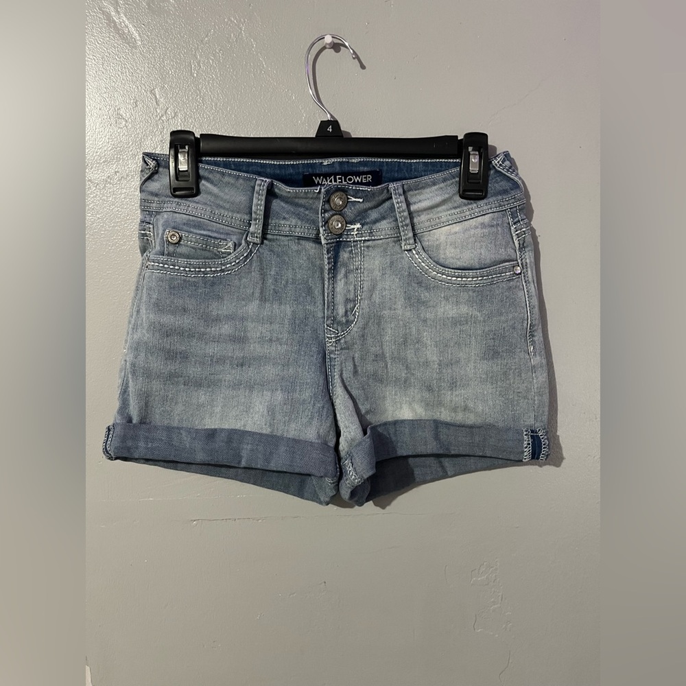 wallflower shorts